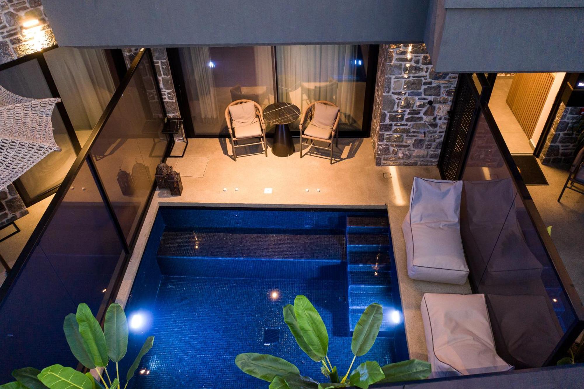 נאפפליו Opal Executive Suites מראה חיצוני תמונה