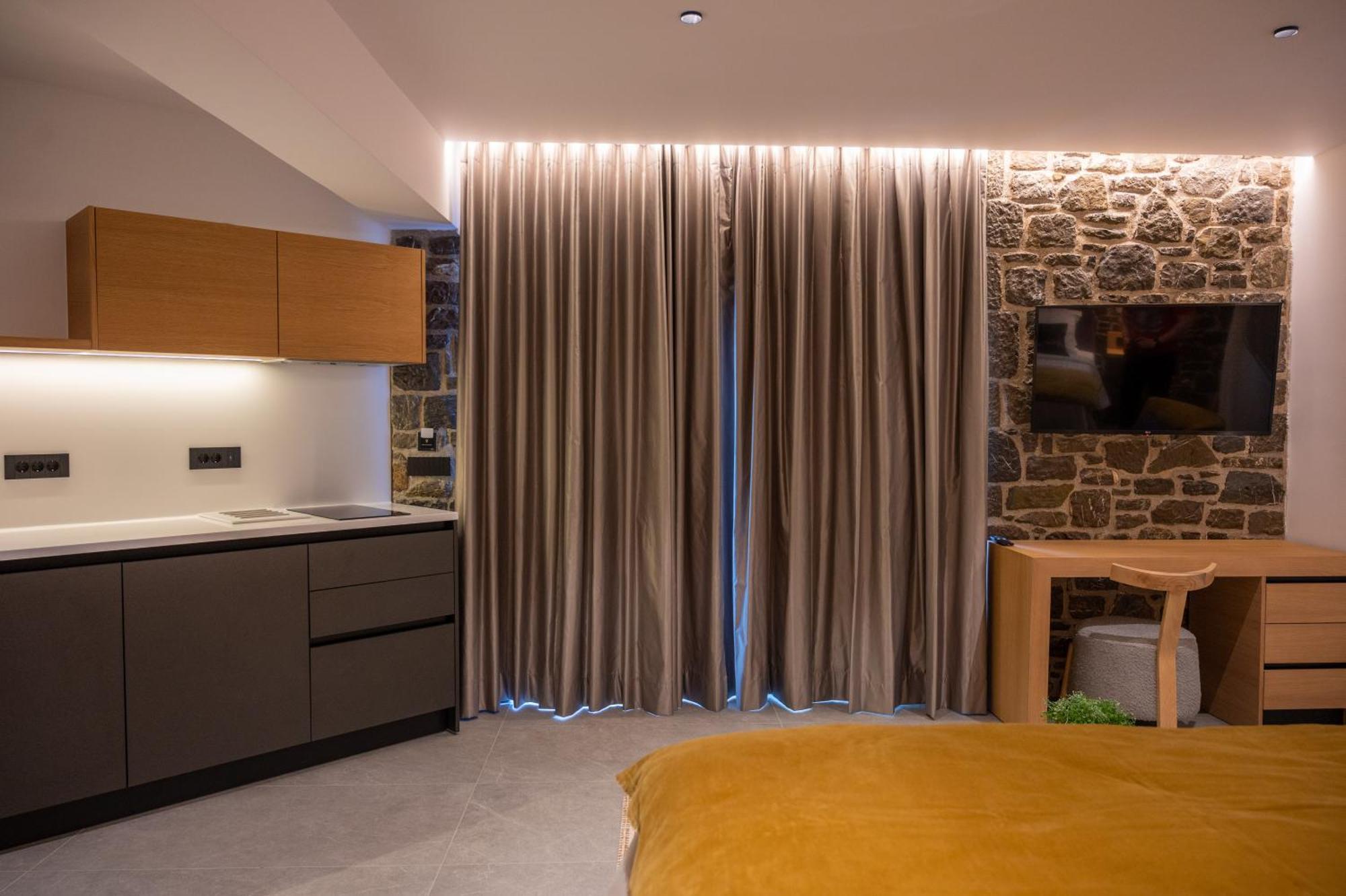נאפפליו Opal Executive Suites מראה חיצוני תמונה