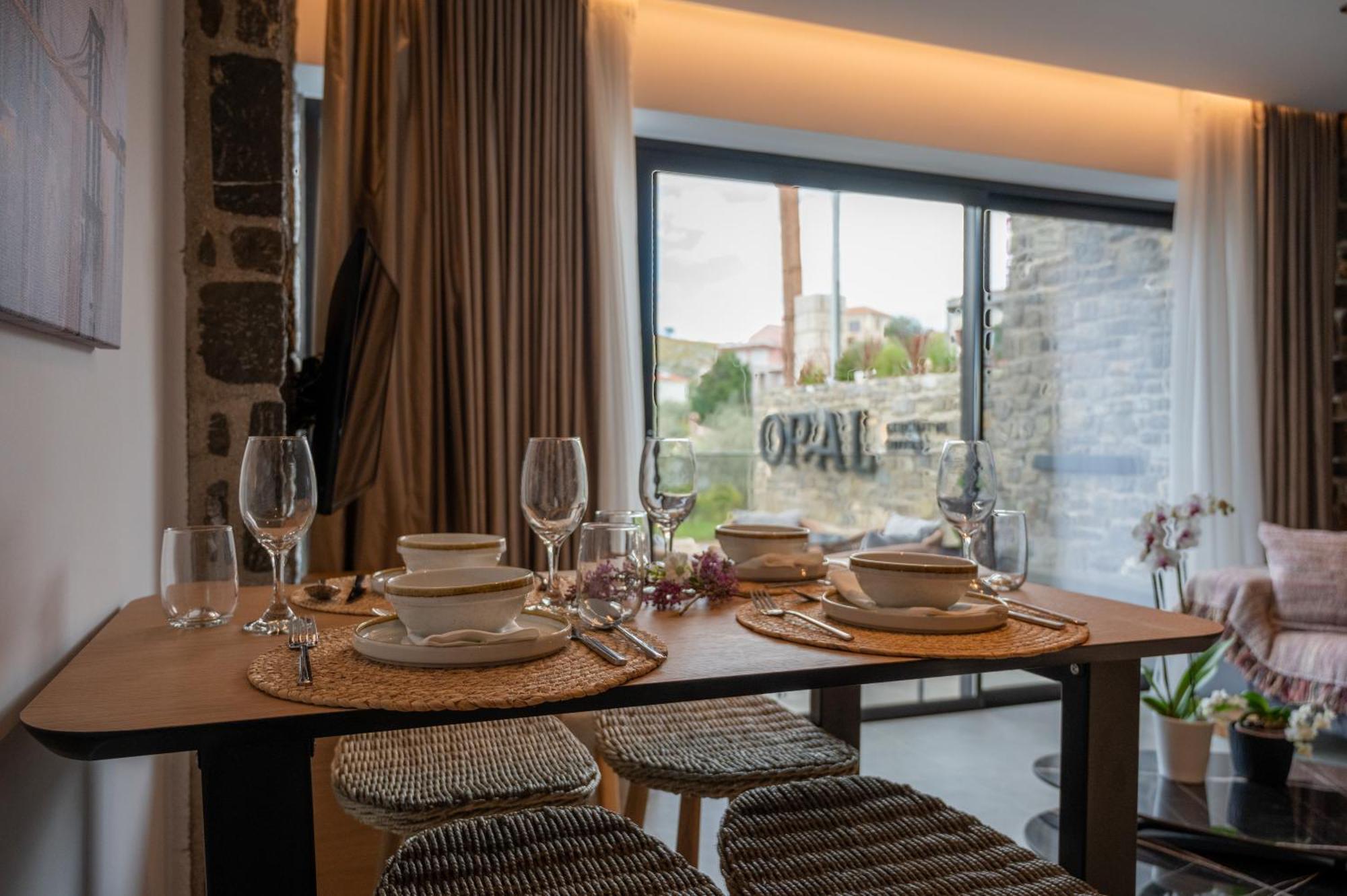 נאפפליו Opal Executive Suites מראה חיצוני תמונה