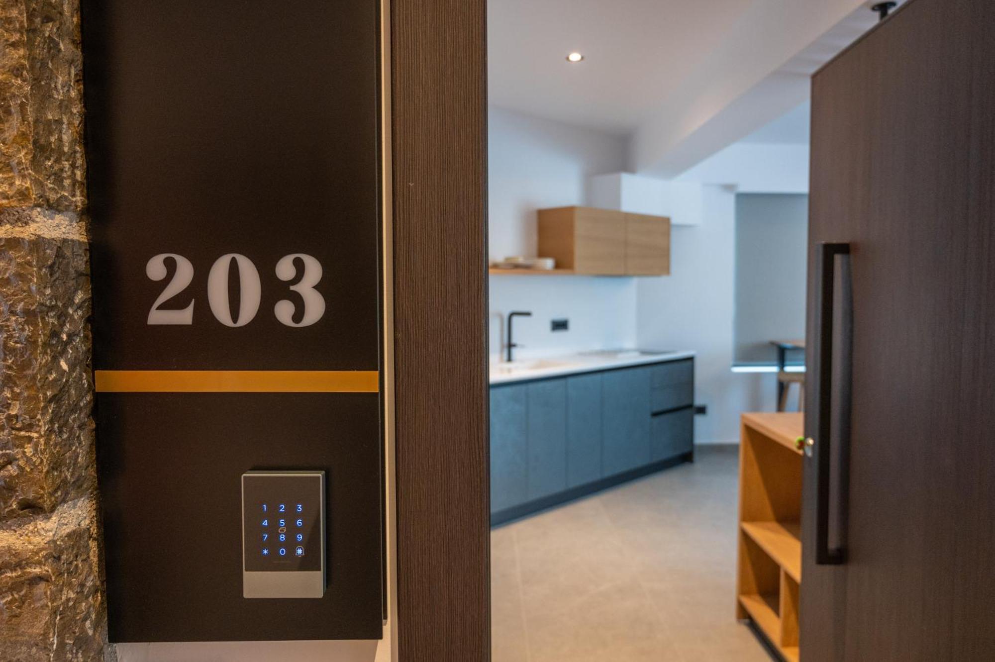 נאפפליו Opal Executive Suites מראה חיצוני תמונה